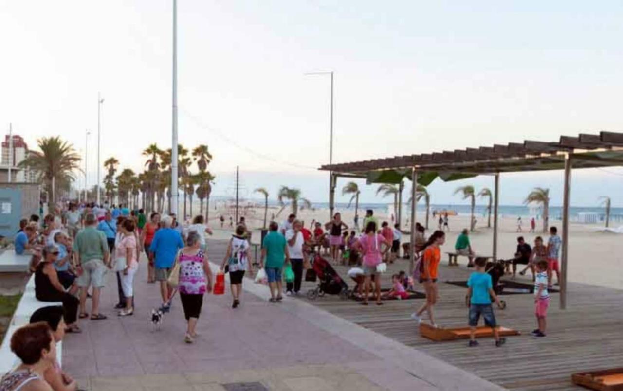 Barraques 65 Playa De Gandia Solo Para Familias Gandía Exterior foto